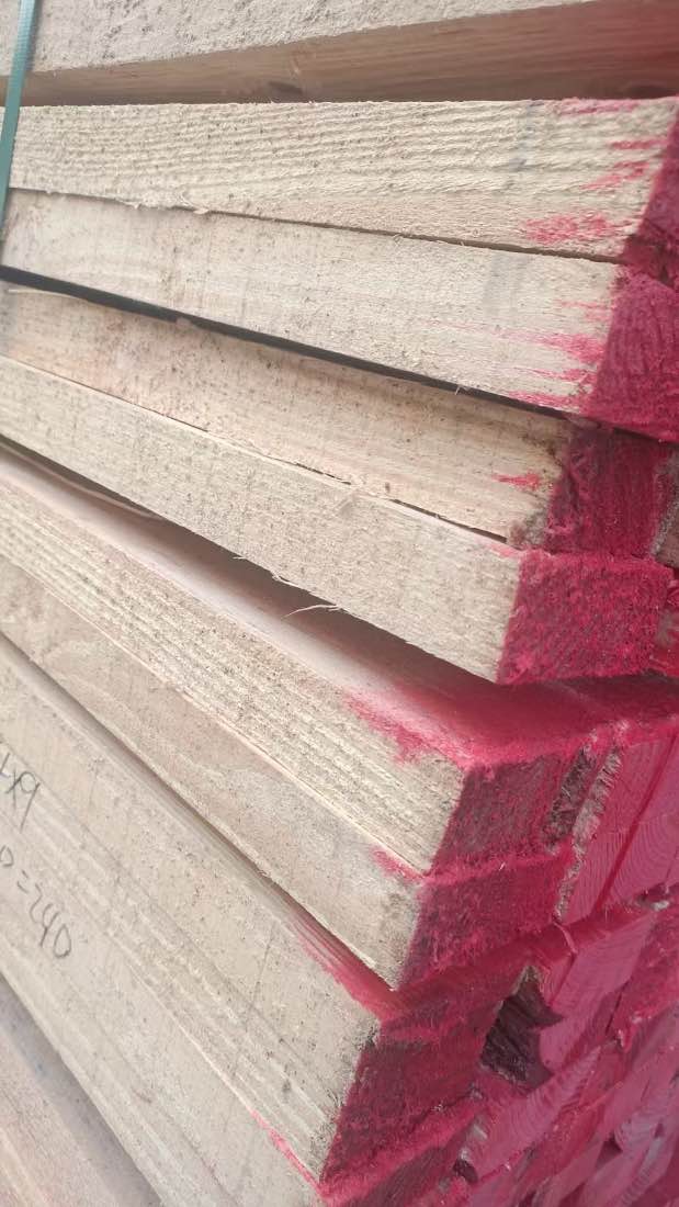 Planche en bois – 3 × 23 cm × 4 m
